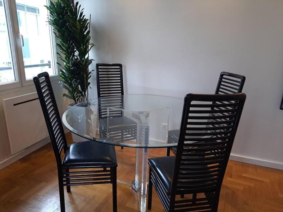 Appartement Aux Portes De Paris Et 5 Minutes Du Metro Charenton-le-Pont Buitenkant foto
